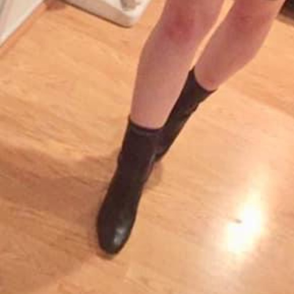 Black short boots